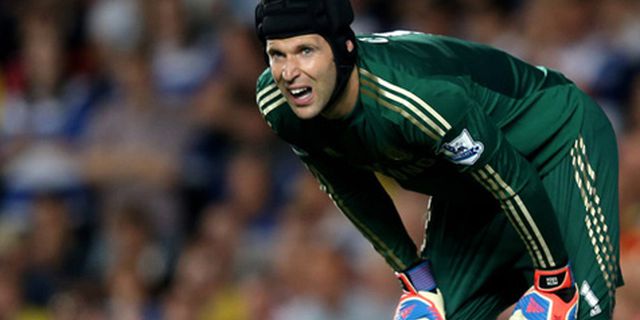 Cech Puas Pada Perbaikan Lini Belakang The Blues Cech Puas Pada Perbaikan Lini Belakang The Blues