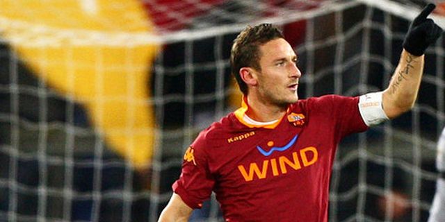 Totti Optimis Kuat Bermain Hingga Umur 50 Tahun