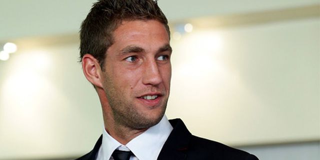 Enggan Jadi Nomor 2, Stekelenburg Pilih AC Milan? Enggan Jadi Nomor 2, Stekelenburg Pilih AC Milan?