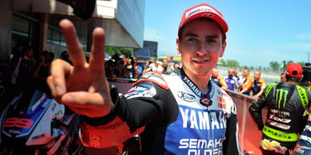 Lorenzo Tak Bakal Ubah Pola Latihan Demi Rossi Lorenzo Tak Bakal Ubah Pola Latihan Demi Rossi