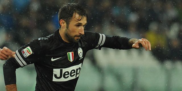 Juve Hati-hati Sikapi Cedera Vucinic