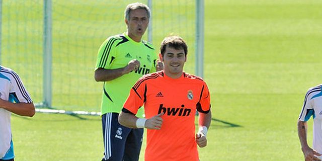 Mourinho Samarkan Perseteruan Dengan Casillas