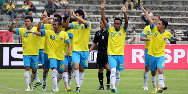 Review ISL : Persegres Tim Pertama Yang Menang di Kandang