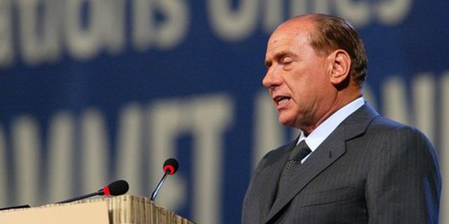 Berlusconi: Masa Depan Allegri Tergantung Hasil Berlusconi: Masa Depan Allegri Tergantung Hasil