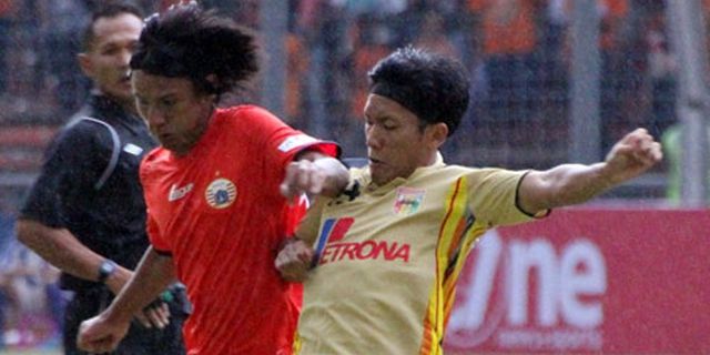 Review ISL: Mitra Kukar Tumbangkan Persija di SUGBK