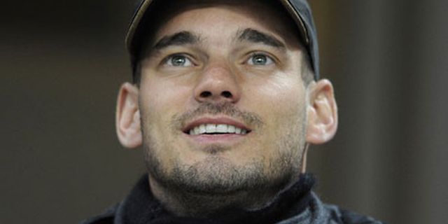 Sneijder Tidak Ingin Buru-Buru Soal Masa Depan