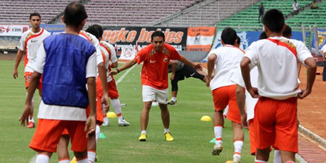 Tim Pelatih Persija Terkendala Kondisi Fisik Pemain