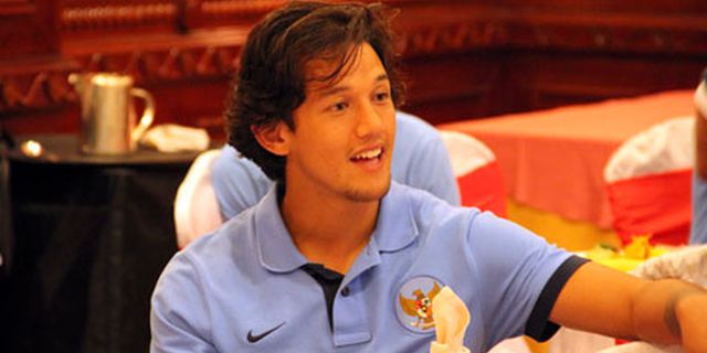 Irfan Bachdim Jalani Trial Bersama Chonburi FC Irfan Bachdim Jalani Trial Bersama Chonburi FC