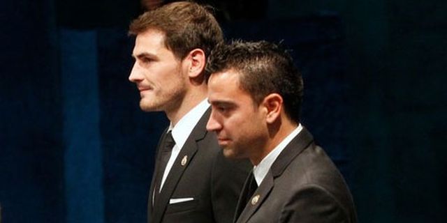 Dukungan Xavi Untuk Casillas