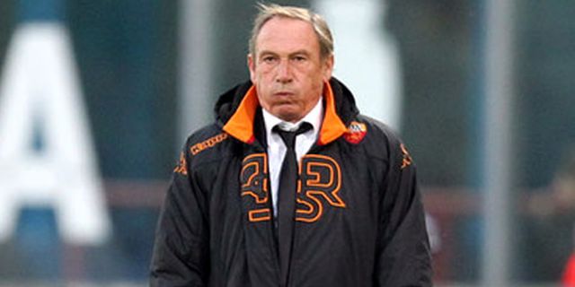 Zeman Pasrah Terkait Masa Depannya Bersama Roma