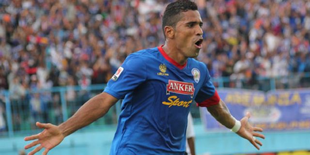 Preview ISL: Arema vs Mitra Kukar, Duel Sarat Gengsi Preview ISL: Arema vs Mitra Kukar, Duel Sarat Gengsi