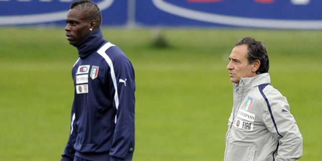 Prandelli: Kepindahan Balotelli Baik Untuk Timnas Italia Prandelli: Kepindahan Balotelli Baik Untuk Timnas Italia