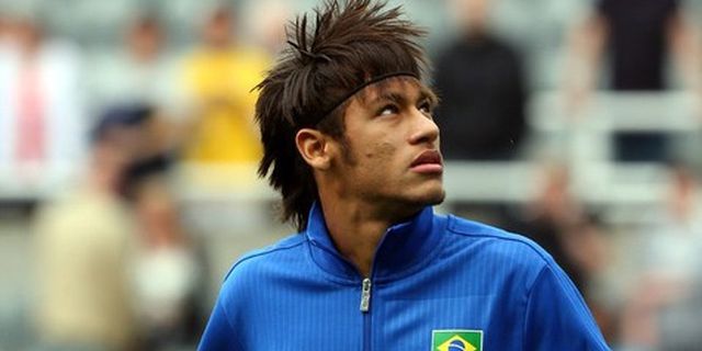 Neymar Sanjung Kontribusi Scolari