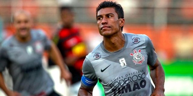 Dibidik Chelsea, Paulinho Siap ke Eropa