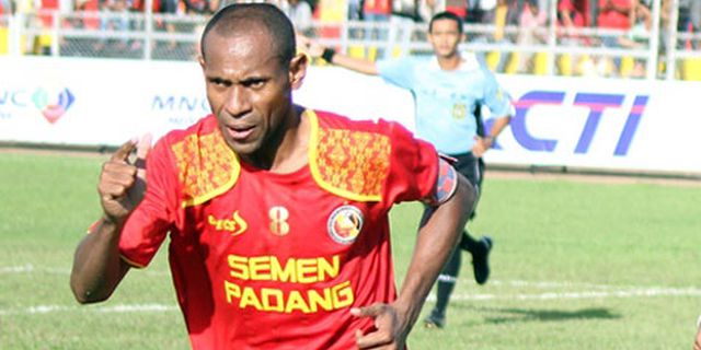 Elie Aiboy Berharap Semen Padang Sukses di Piala AFC