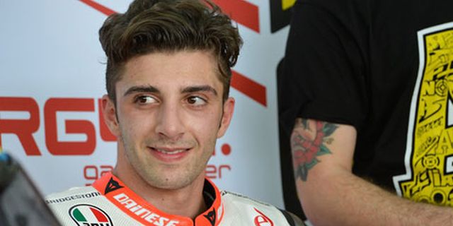 Tak Terbebani, Iannone Ingin Tempel Tiga Ducati Lain Tak Terbebani, Iannone Ingin Tempel Tiga Ducati Lain