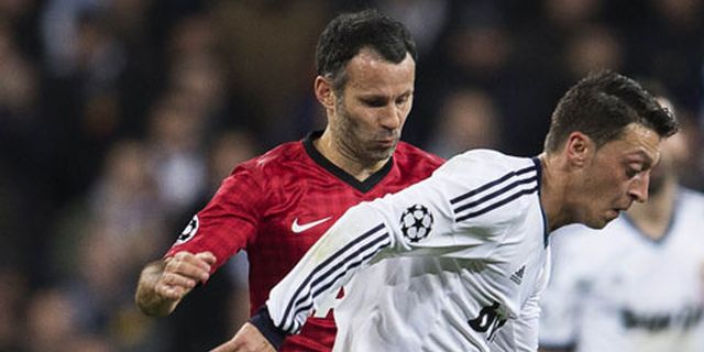Standing Ovation Madridista Sambut Giggs di Bernabeu Standing Ovation Madridista Sambut Giggs di Bernabeu