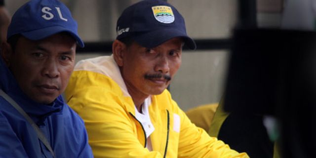 Jajang Percaya Persib Bisa Bangkit Dari Keterpurukan Jajang Percaya Persib Bisa Bangkit Dari Keterpurukan