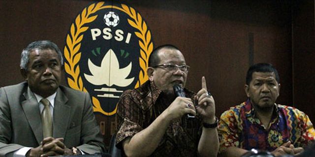 La Nyalla Minta Sekjen PSSI Dipecat La Nyalla Minta Sekjen PSSI Dipecat