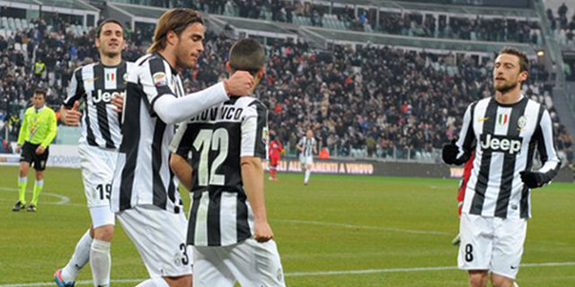 Review: Juventus Menangi Duel Bianconeri