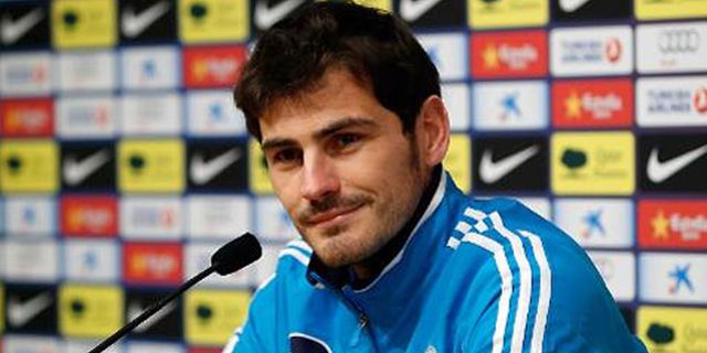 Mourinho Kirim Casillas Hadapi Pers