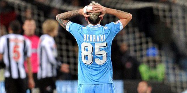 Behrami: Napoli Jauh Lebih Kuat Dari Juventus