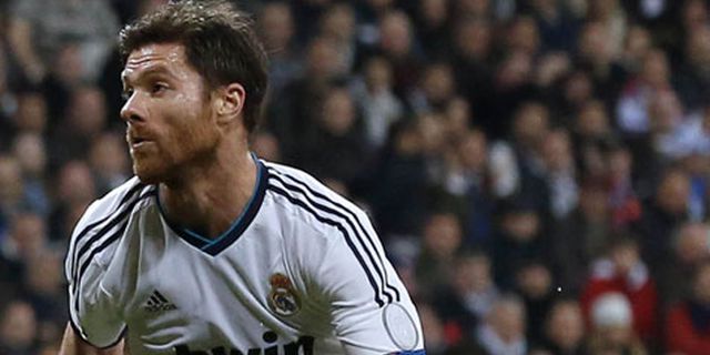 Xabi: United Lebih Favorit di Leg Kedua