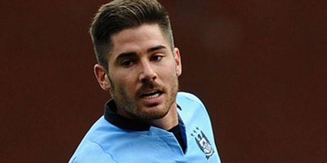 Javi Garcia: City Masih Berpeluang Susul United Javi Garcia: City Masih Berpeluang Susul United