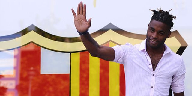 Alex Song Minta Pulang ke Arsenal