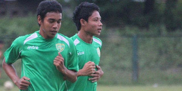 Pengesahan Tiga Pemain Persebaya Tak Kunjung Rampung