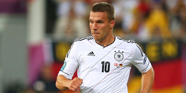 Podolski Incar Posisi Starter Jerman