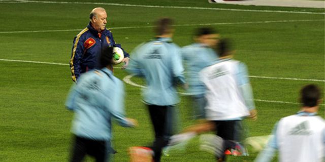 Del Bosque: Spanyol ke Prancis Untuk Menang