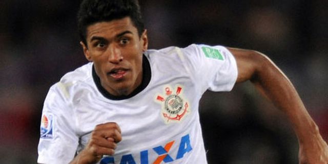 Ragukan Prospek Inter, Paulinho Tolak Bergabung