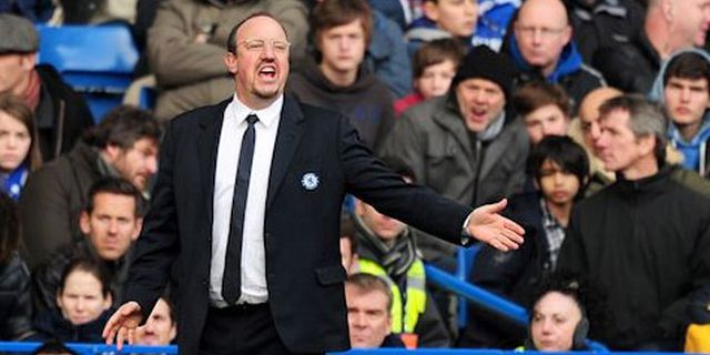 Benitez Akan Tetap Ulurkan Tangan ke Fergie