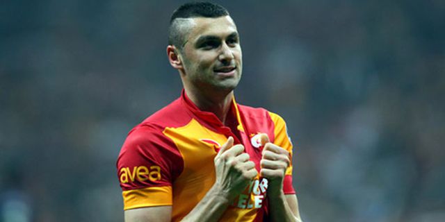 Burak Yilmaz Enggan Dibandingkan Dengan CR7