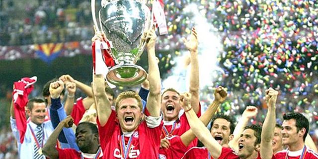 Effenberg Malah Jagokan Juve Bungkam Bayern