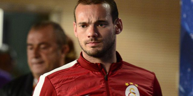 Hikmah di Balik Keputusan Sneijder Gabung Galatasaray