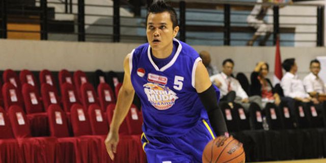 Faisal Menggila, Satria Muda Tundukkan Pacific Caesar Faisal Menggila, Satria Muda Tundukkan Pacific Caesar
