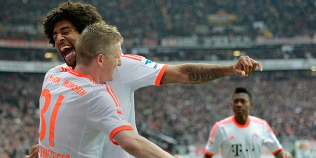 Bayern Amankan Trofi Juara Bundesliga 2012/13