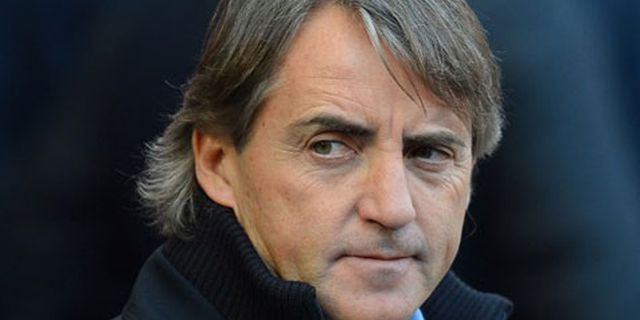 Mancini: City Harus Belanja Besar Untuk Saingi United