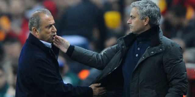 Mourinho: Galatasaray Bermain Dengan 50.000 Orang