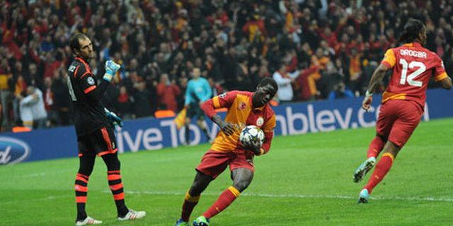 Elmander Puji Sepak Terjang Galatasaray Elmander Puji Sepak Terjang Galatasaray