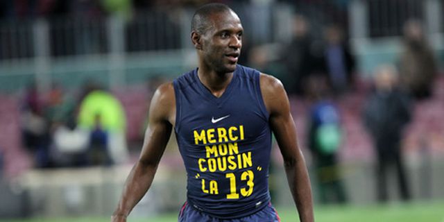 Abidal Berencana Akhiri Karier di Barcelona Abidal Berencana Akhiri Karier di Barcelona