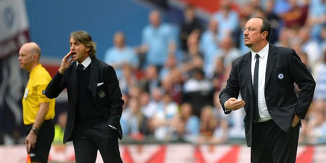 Benitez: Chelsea Harusnya Dapat Penalti Benitez: Chelsea Harusnya Dapat Penalti