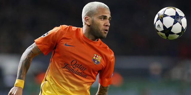 Alves: Saya Tak Akan Jual Pemain Barca