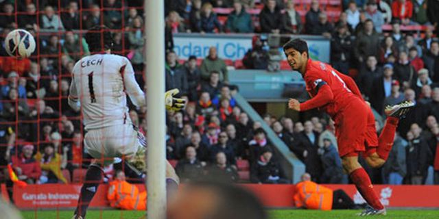 Review: Suarez Kecewakan Chelsea dan Benitez