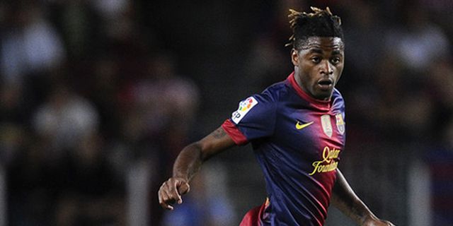 Tottenham Siap Ajak Alex Song 'Khianati' Arsenal