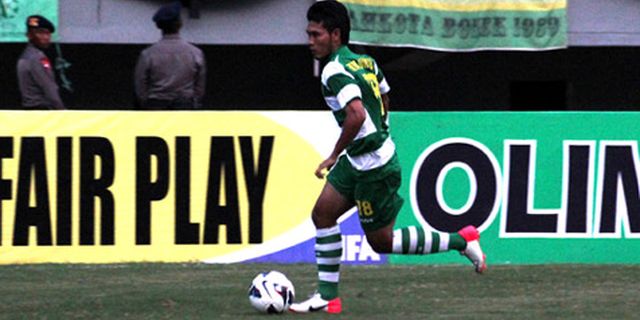 Ibnu Siapkan Ryan Wahyu Jadi Full Back Ibnu Siapkan Ryan Wahyu Jadi Full Back