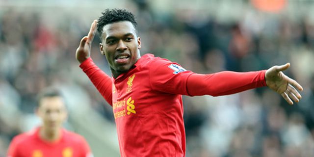 Sturridge Merasa Diuntungkan Absennya Suarez