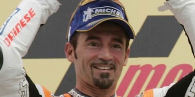 Bos Ducati WSBK Ngotot Ingin Biaggi Kembali Balapan Bos Ducati WSBK Ngotot Ingin Biaggi Kembali Balapan